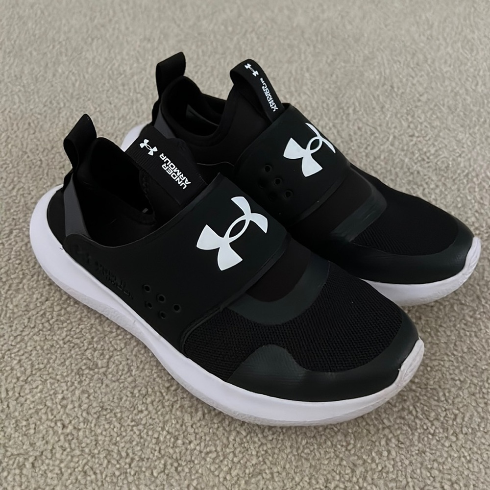 Under Armour laceless black sneakers